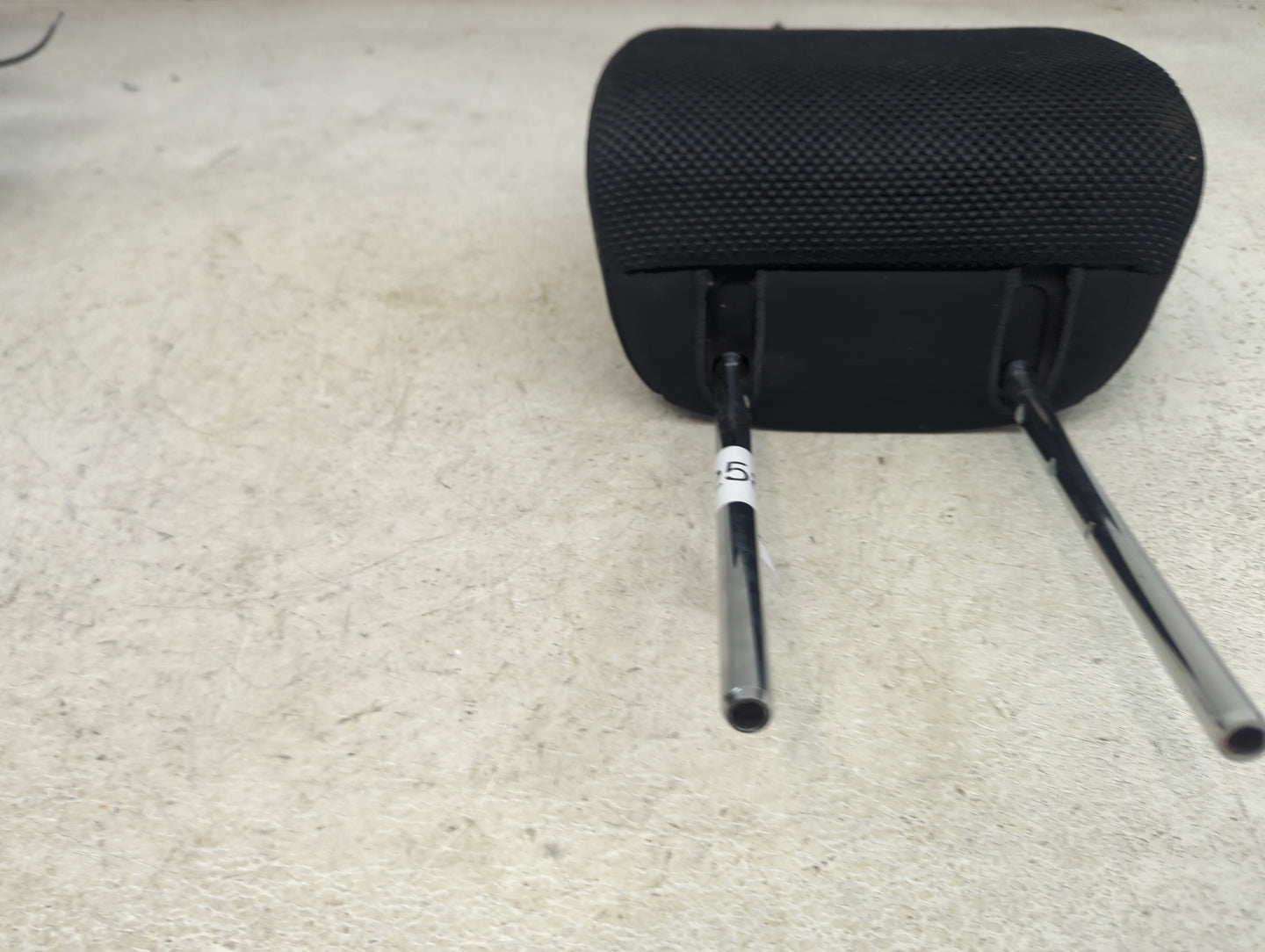 2014 Subaru Xv Headrest Head Rest Rear Seat Fits OEM Used Auto Parts - Oemusedautoparts1.com