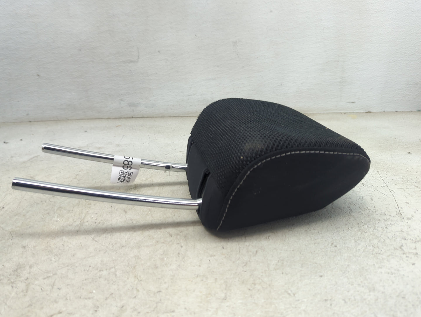 2014 Subaru Xv Headrest Head Rest Rear Seat Fits OEM Used Auto Parts - Oemusedautoparts1.com