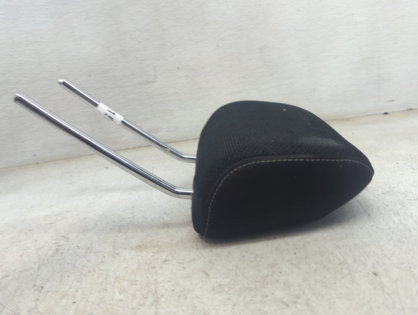 2014 Subaru Xv Headrest Head Rest Rear Seat Fits OEM Used Auto Parts - Oemusedautoparts1.com