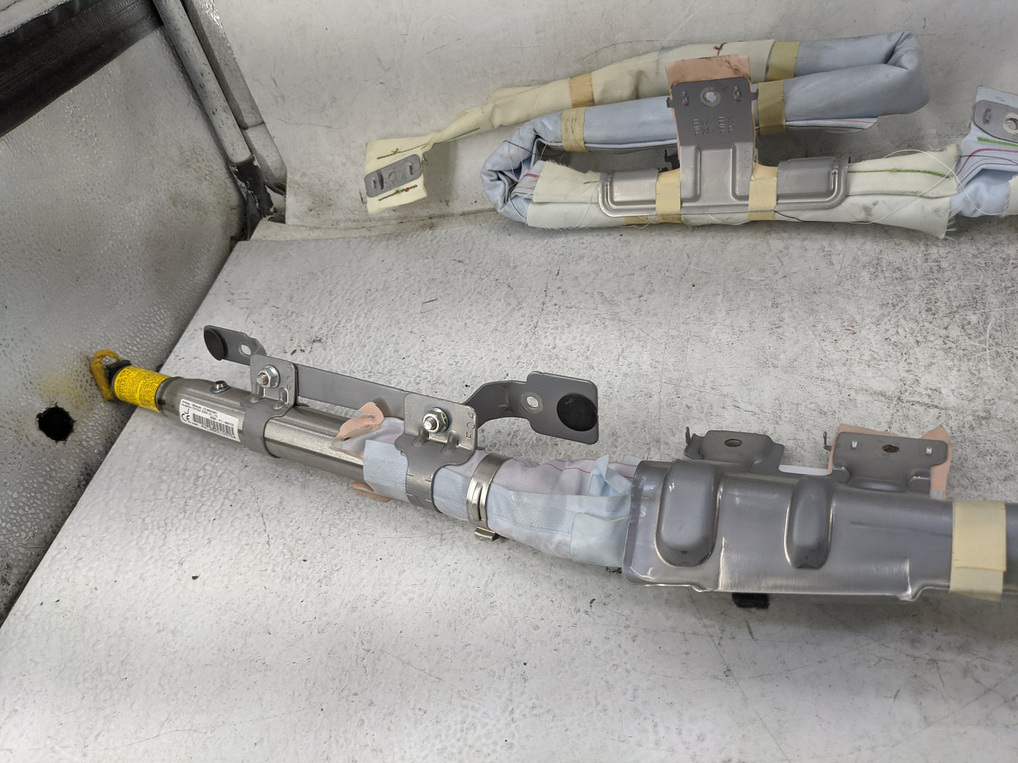 2014 Subaru Xv Driver Curtain Air Bag Oem - Oemusedautoparts1.com