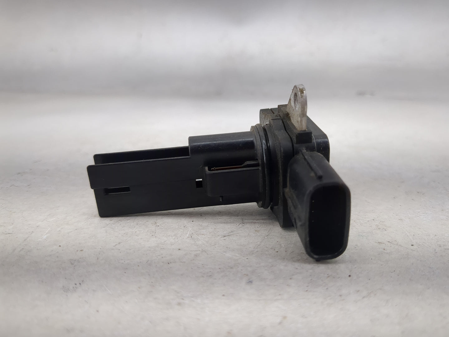 Subaru Xv Mass Air Flow Meter Maf 1485759 - Oemusedautoparts1.com