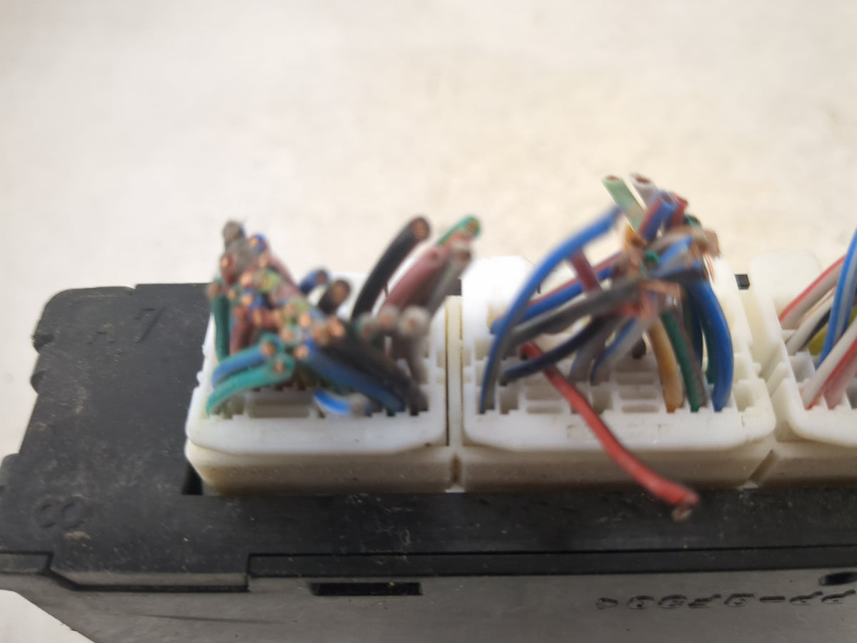 2014 Subaru Xv PCM Engine Control Computer ECU ECM PCU OEM P/N:22765AG110 112700-6041 Fits OEM Used Auto Parts - Oemusedauto