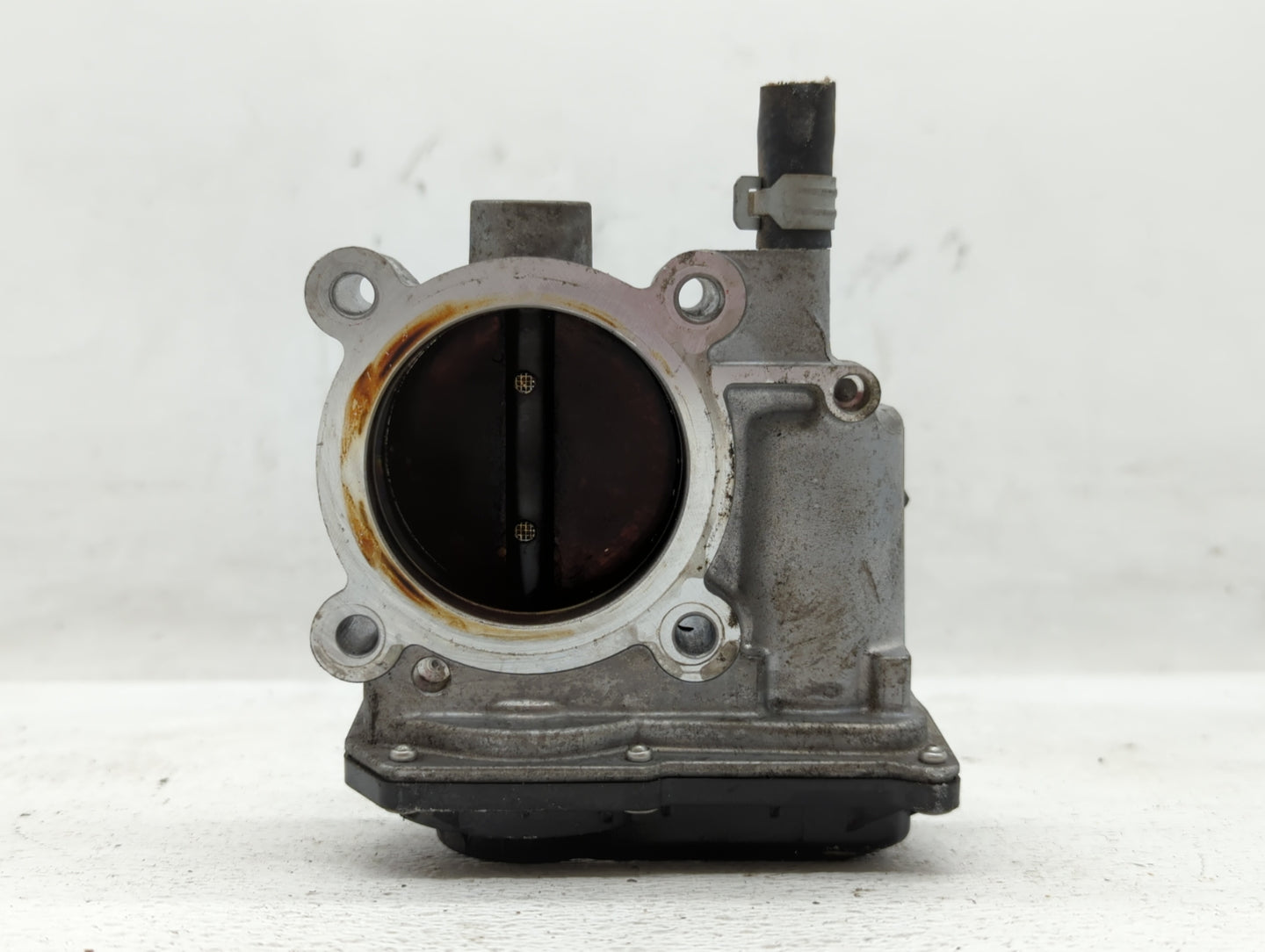 2013-2015 Subaru Xv Throttle Body P/N:16112AA380 Fits Fits 2011 2012 2013 2014 2015 2016 2017 2018 OEM Used Auto Parts - Oem