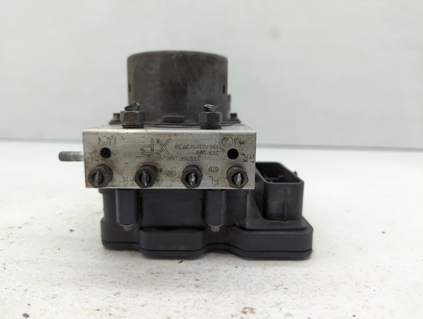 2013-2014 Subaru Xv ABS Pump Control Module Replacement P/N:27536FJ190 2265106452 Fits Fits 2013 2014 OEM Used Auto Parts - 