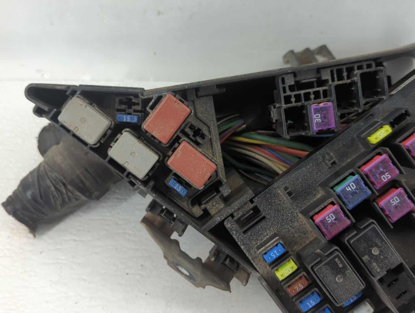 2013-2014 Subaru Xv Fusebox Fuse Box Panel Relay Module Fits Fits 2012 2013 2014 OEM Used Auto Parts - Oemusedautoparts1.com