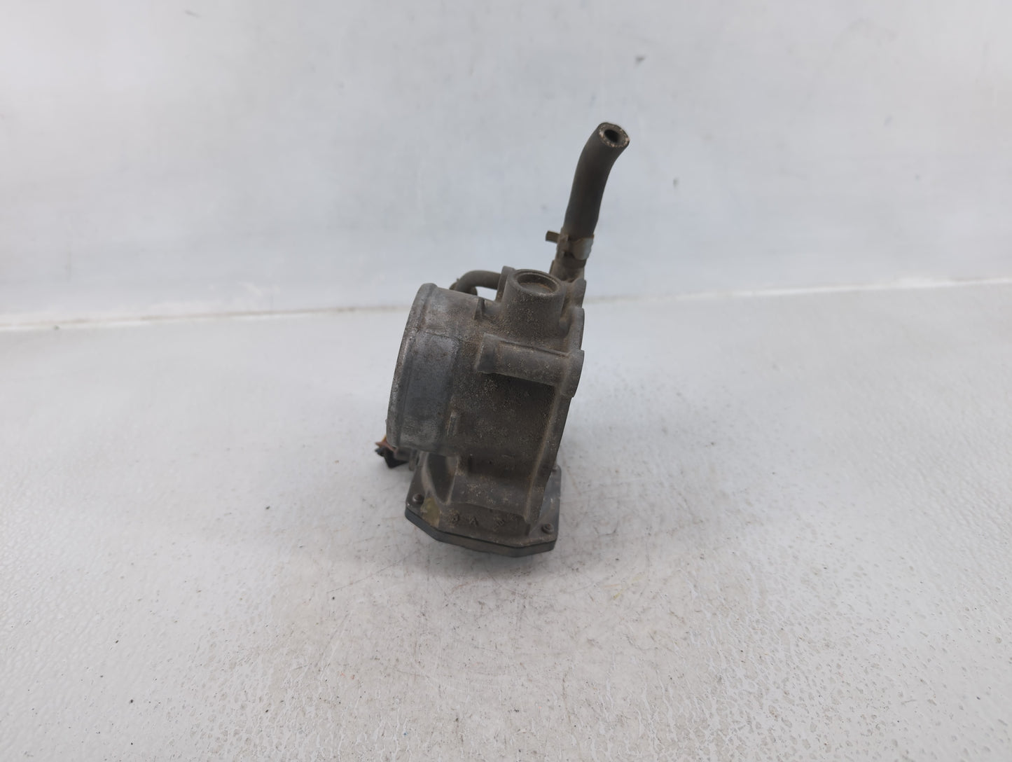 2013-2015 Subaru Xv Throttle Body Fits Fits 2011 2012 2013 2014 2015 2016 2017 2018 OEM Used Auto Parts - Oemusedautoparts1.