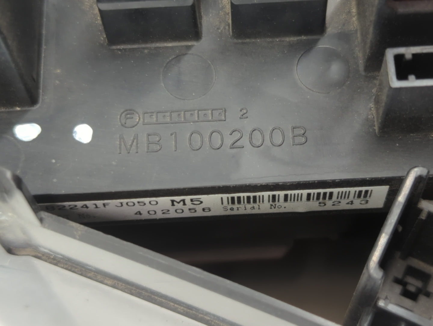 2013-2014 Subaru Xv Fusebox Fuse Box Panel Relay Module P/N:MB100200B Fits Fits 2012 2013 2014 OEM Used Auto Parts - Oemused