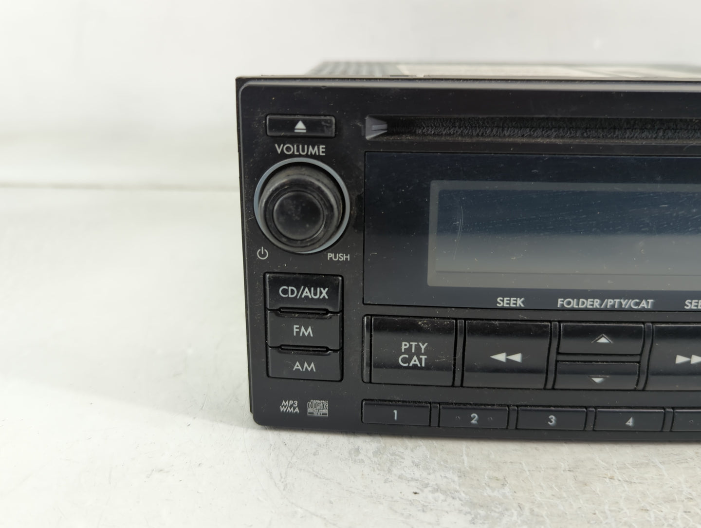 2013-2014 Subaru Xv Radio AM FM Cd Player Receiver Replacement P/N:86201FJ620 Fits Fits 2012 2013 2014 OEM Used Auto Parts -