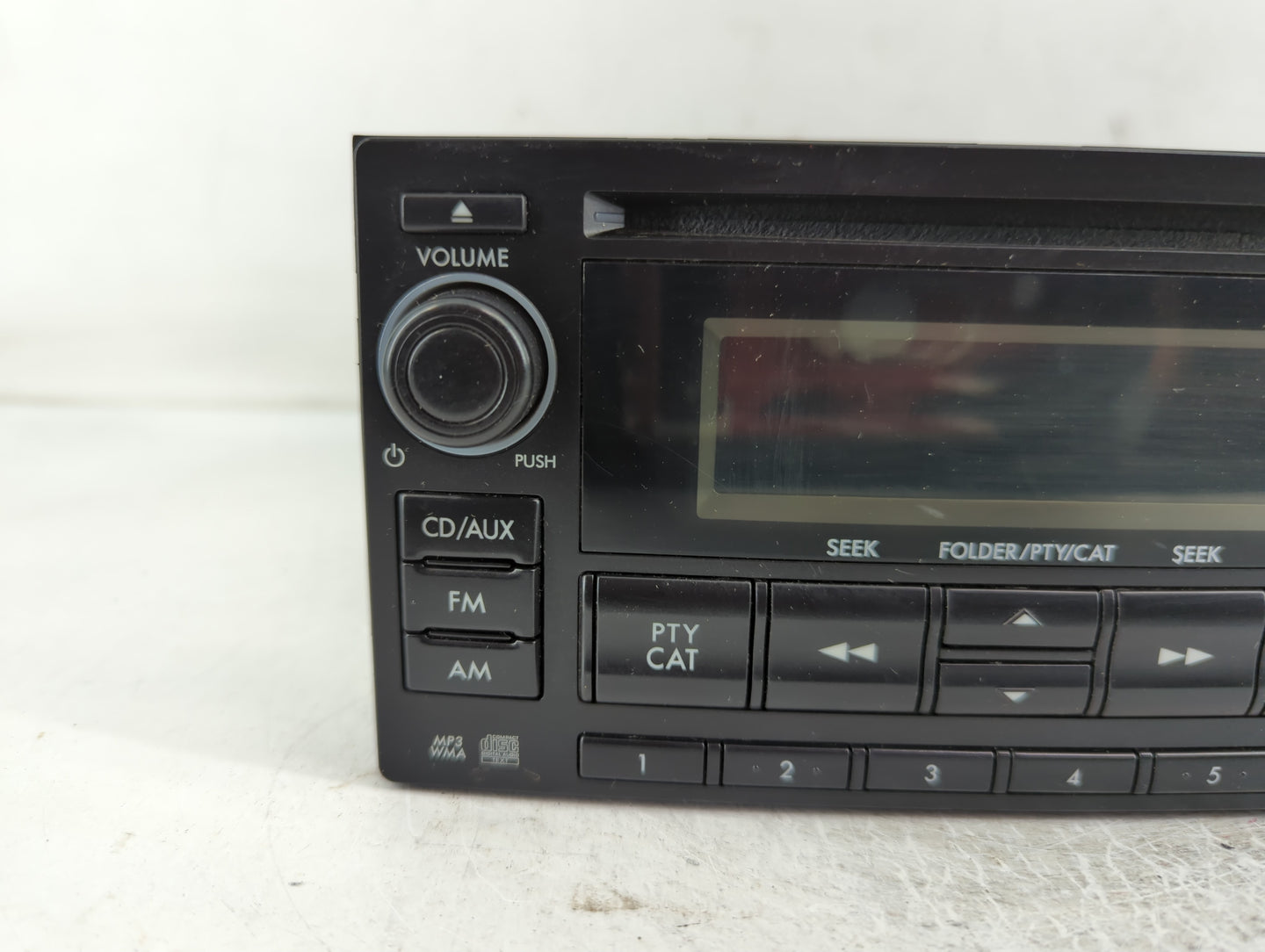 2013-2014 Subaru Xv Radio AM FM Cd Player Receiver Replacement P/N:86201FJ620 Fits Fits 2012 2013 2014 OEM Used Auto Parts -