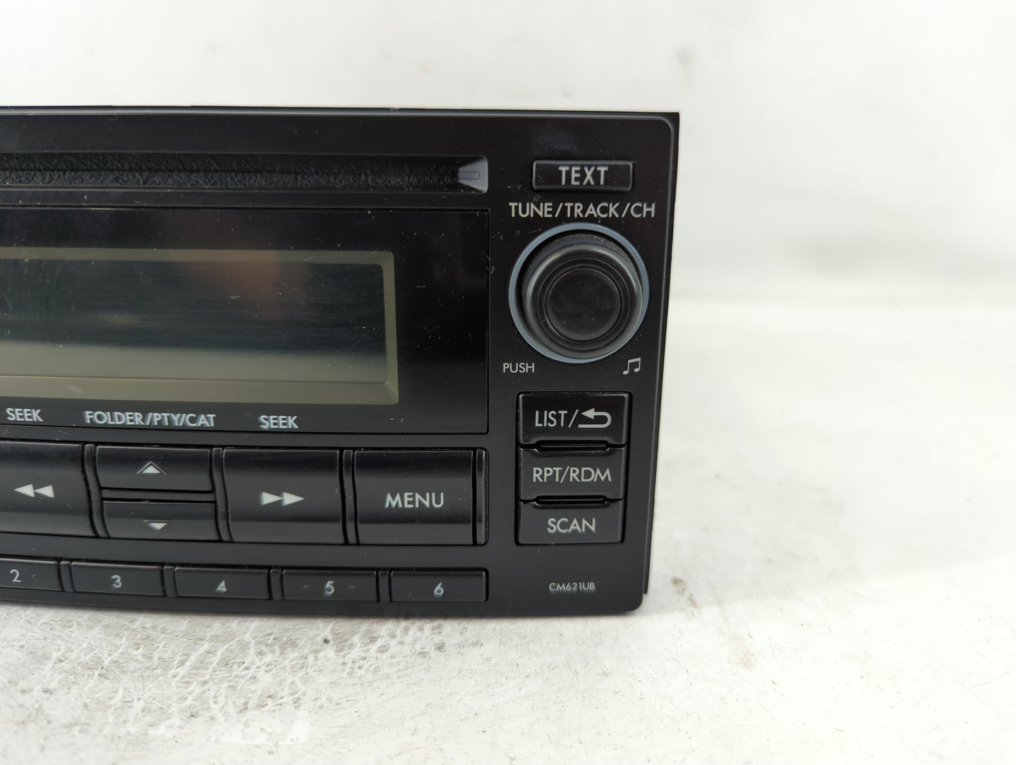 2013-2014 Subaru Xv Radio AM FM Cd Player Receiver Replacement P/N:86201FJ620 Fits Fits 2012 2013 2014 OEM Used Auto Parts -