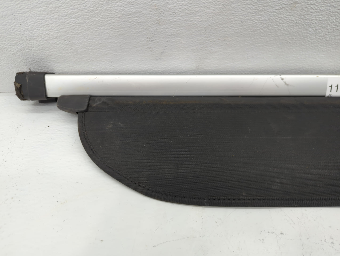 2014 Subaru Xv Crosstrek Rear Cargo Cover Storage Retractable Shade - Oemusedautoparts1.com