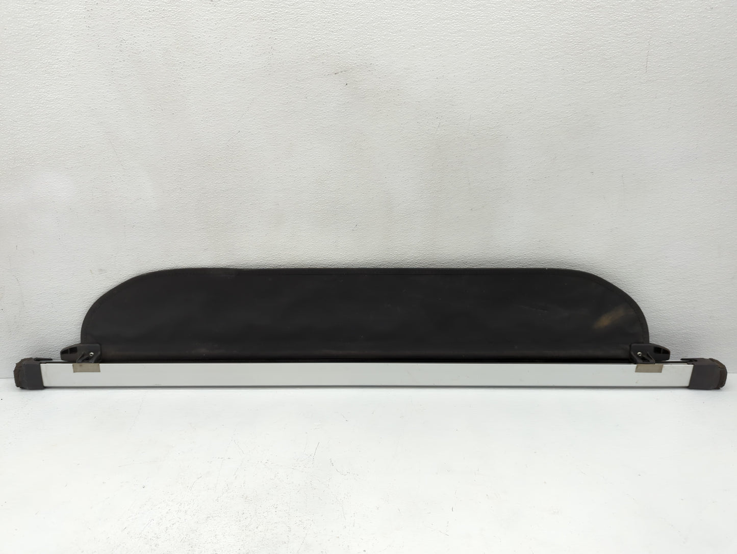 2014 Subaru Xv Crosstrek Rear Cargo Cover Storage Retractable Shade - Oemusedautoparts1.com