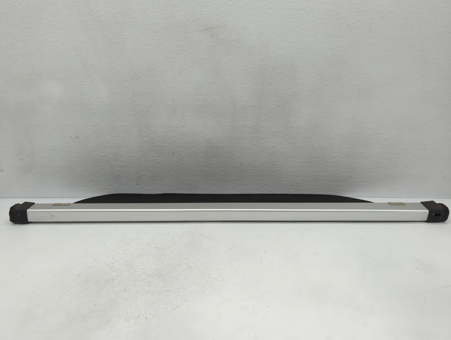 2014 Subaru Xv Crosstrek Rear Cargo Cover Storage Retractable Shade - Oemusedautoparts1.com