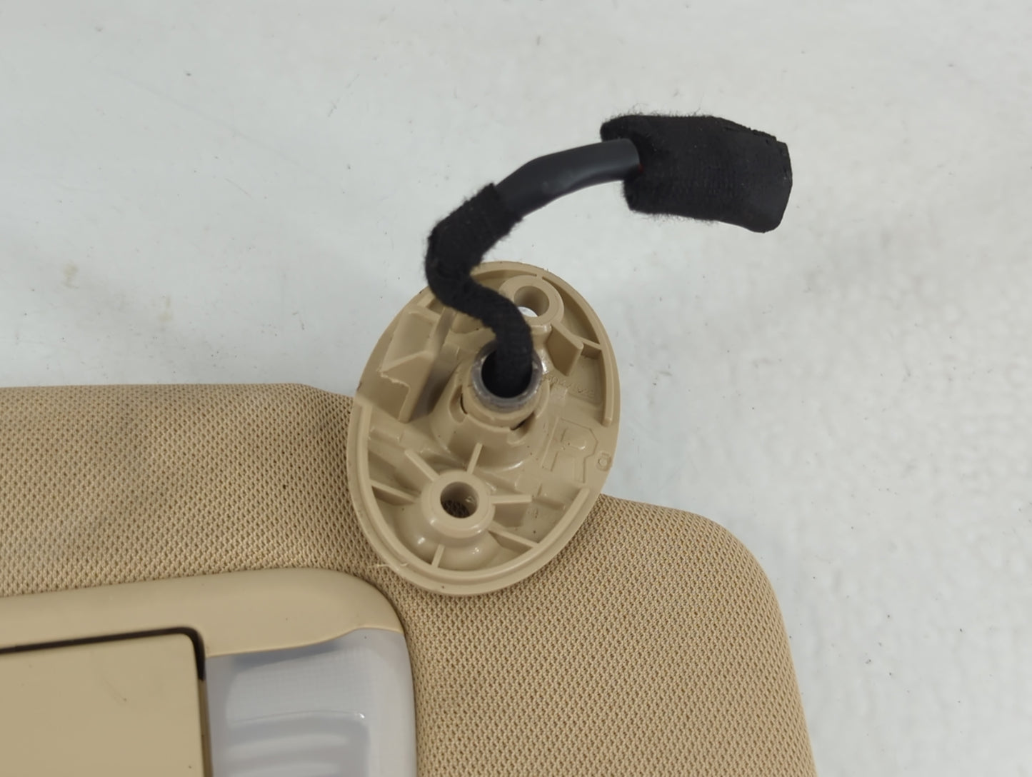 2013-2016 Toyota Avalon Sun Visor Shade Replacement Passenger Right Mirror Fits Fits 2013 2014 2015 2016 OEM Used Auto Parts