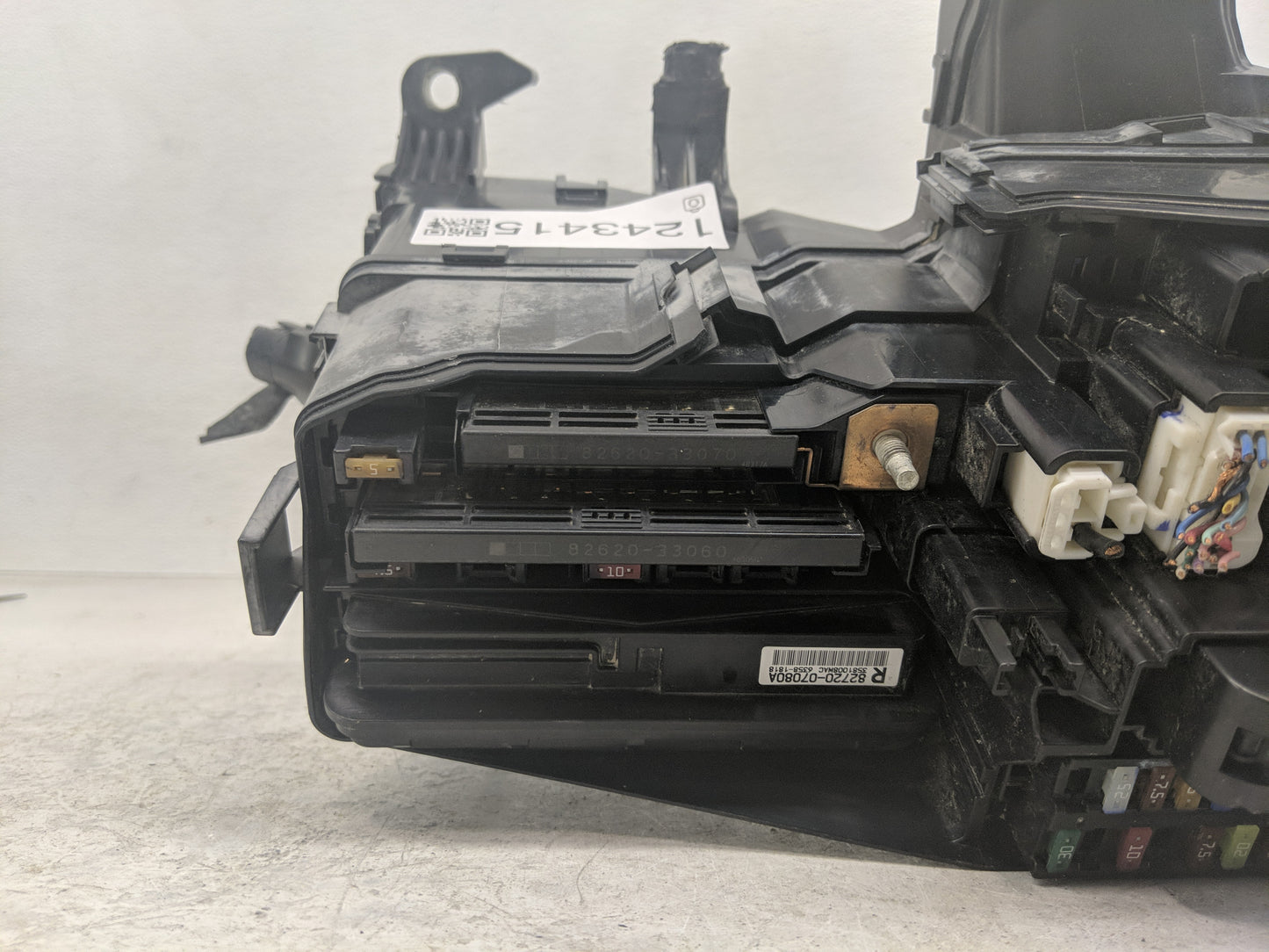 2013-2018 Toyota Avalon Fusebox Fuse Box Panel Relay Module P/N:82720-07080A 82641-33160 Fits Fits 2013 2014 2015 2016 2017 