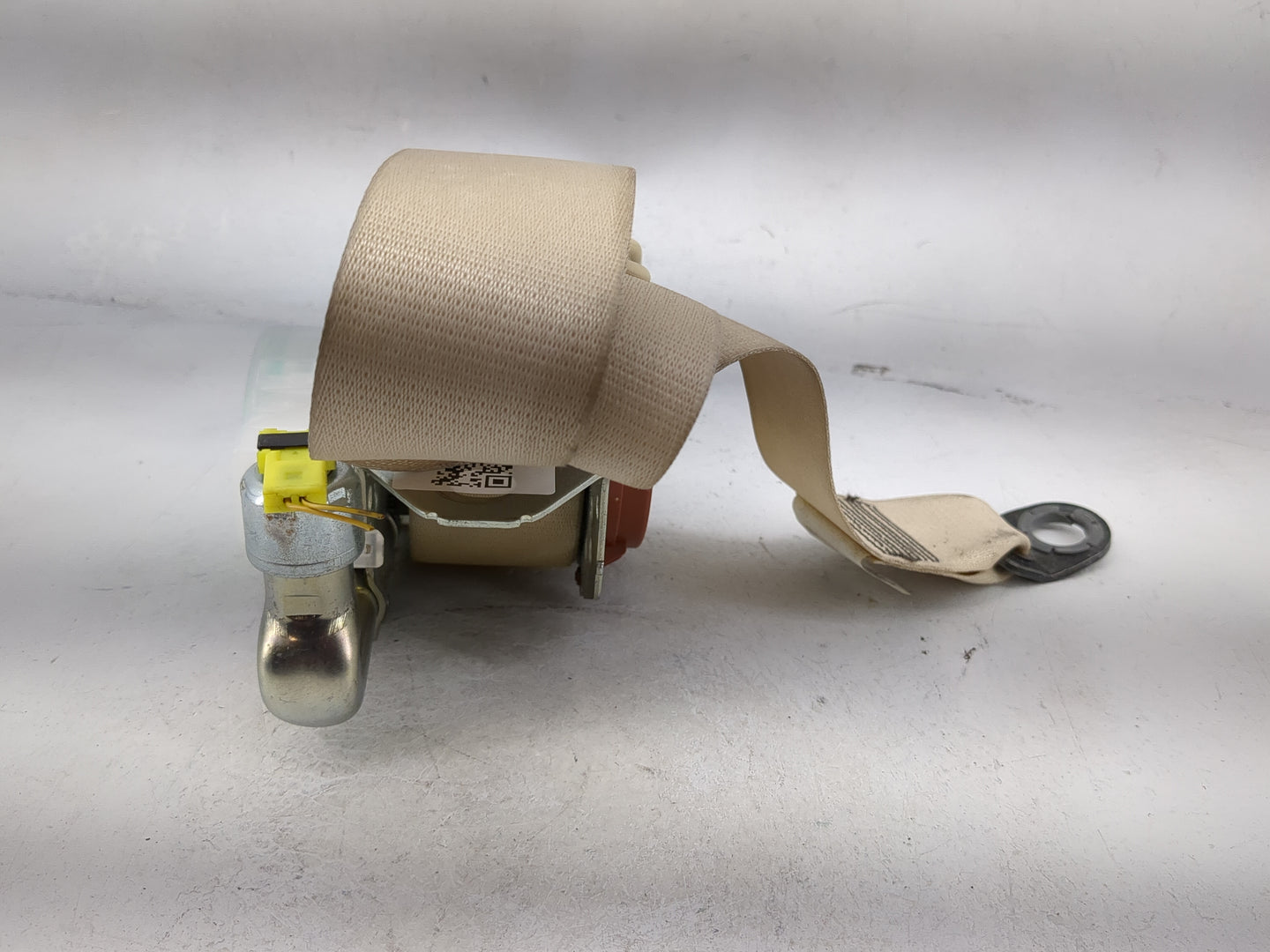 2013-2015 Toyota Avalon Driver Left Seat Belt Front Retractor Tan - Oemusedautoparts1.com