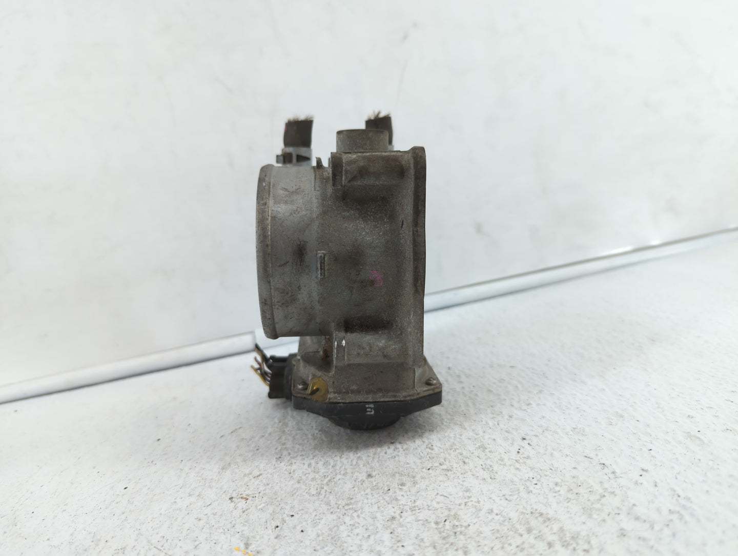 2005-2018 Toyota Avalon Throttle Body P/N:22030-0P050 22030-31030 Fits OEM Used Auto Parts - Oemusedautoparts1.com
