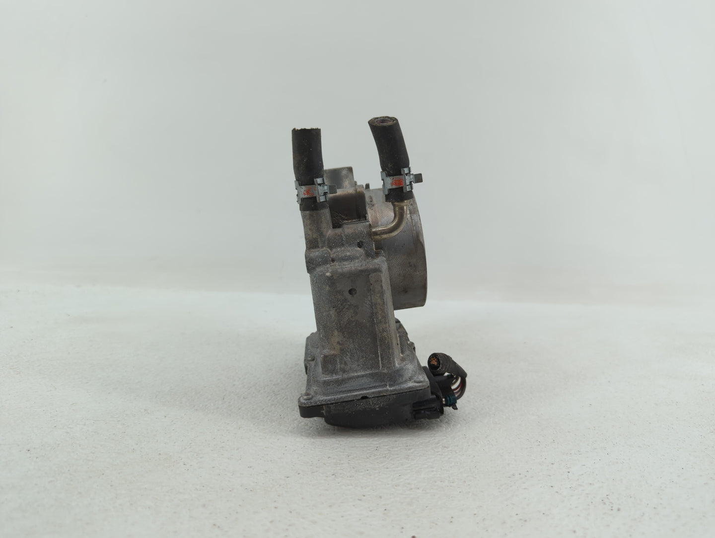 2005-2018 Toyota Avalon Throttle Body P/N:22030-0P050 22030-31030 Fits OEM Used Auto Parts - Oemusedautoparts1.com