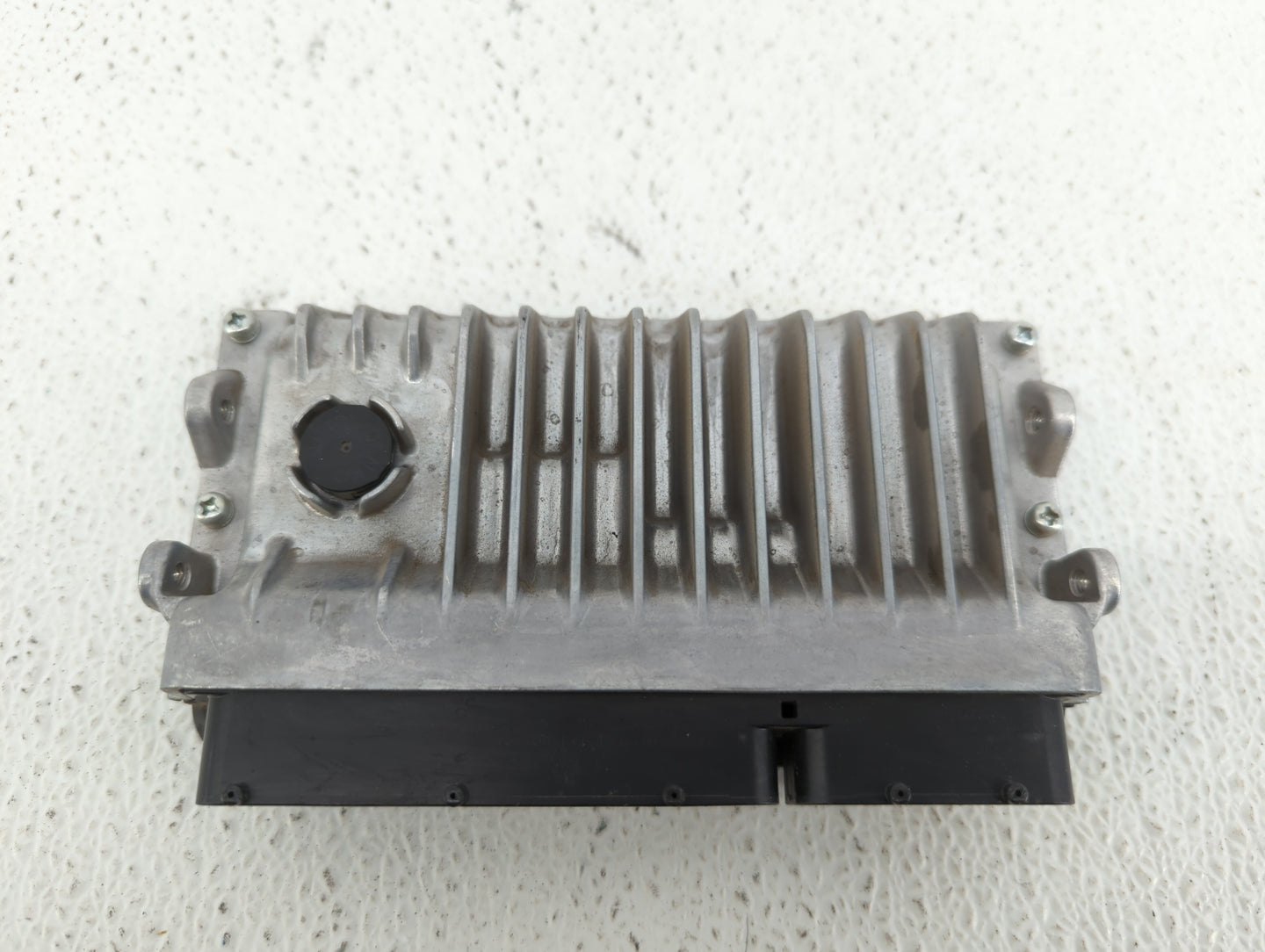 2013-2014 Toyota Avalon PCM Engine Control Computer ECU ECM PCU OEM P/N:89661-07591 89661-07590 Fits Fits 2013 2014 OEM Used