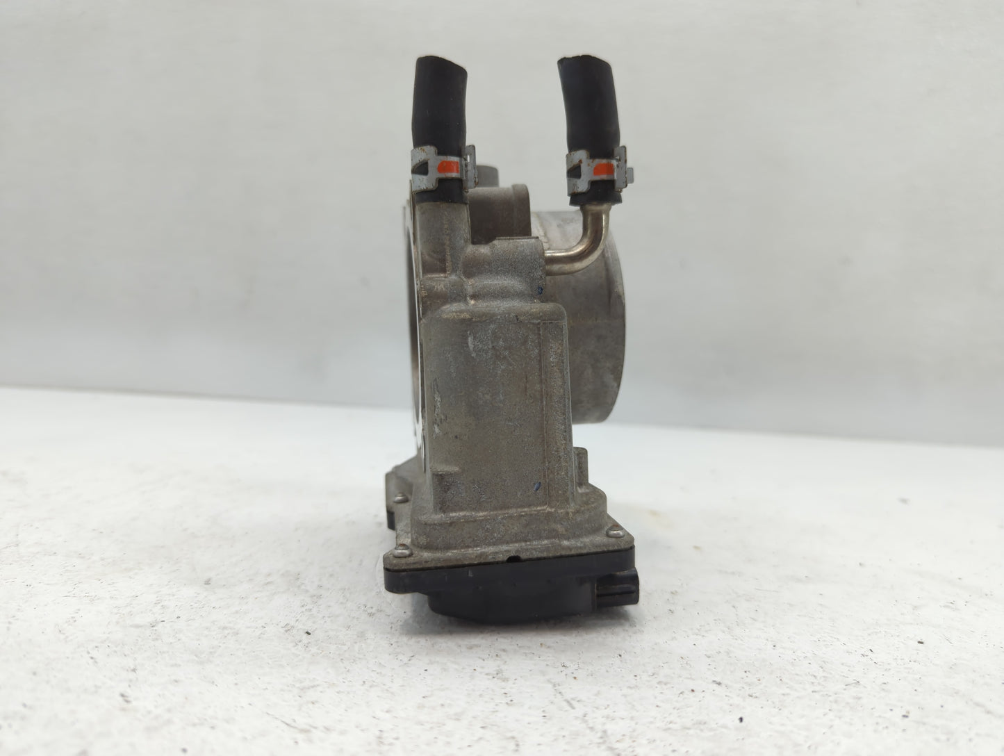 2005-2018 Toyota Avalon Throttle Body P/N:22030-0P050 Fits OEM Used Auto Parts - Oemusedautoparts1.com