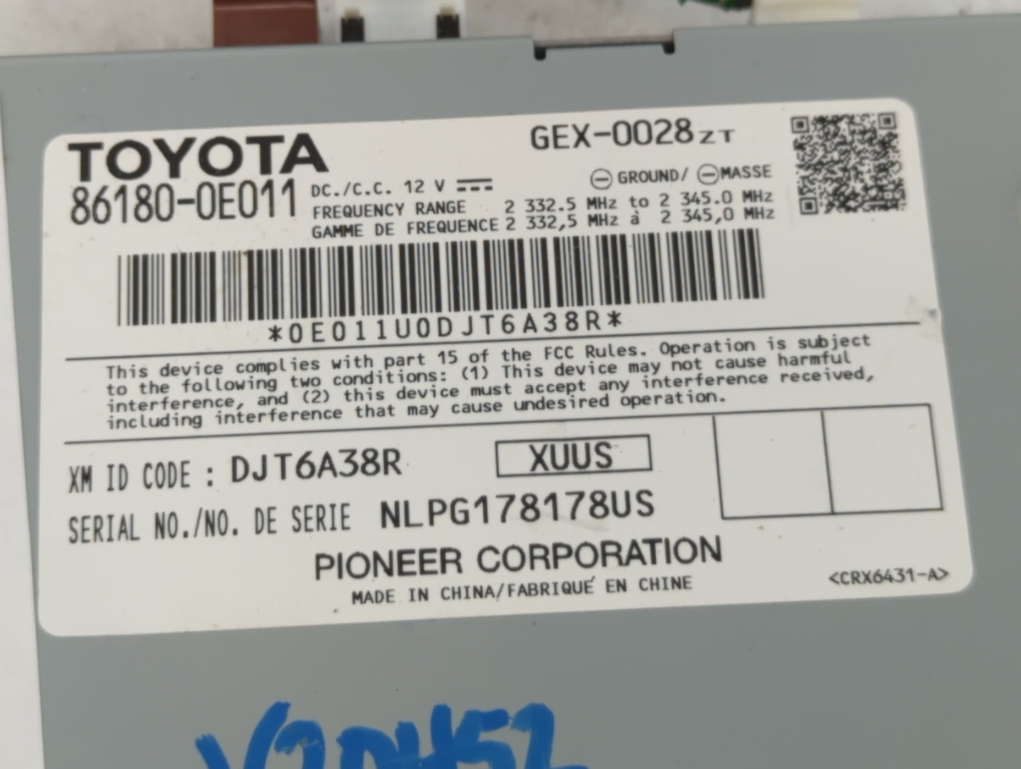 2014-2017 Toyota Camry Radio AM FM Cd Player Receiver Replacement P/N:86180-0E011 Fits OEM Used Auto Parts - Oemusedautopart