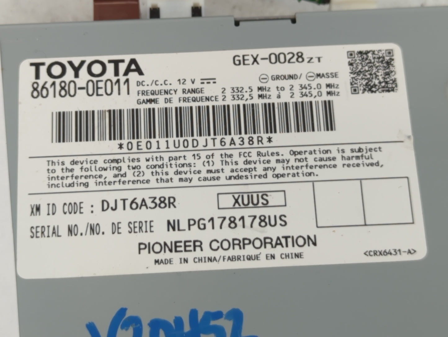 2014-2017 Toyota Camry Radio AM FM Cd Player Receiver Replacement P/N:86180-0E011 Fits OEM Used Auto Parts - Oemusedautopart