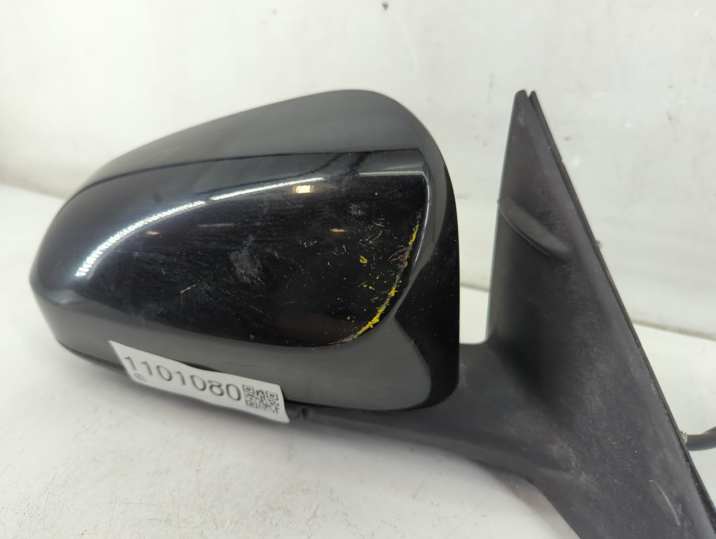 2012-2014 Toyota Camry Passenger Side View Mirror - Right Door Mirror OEM Used - Oemusedautoparts1.com