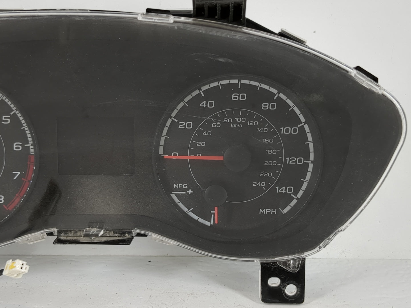 2013-2014 Toyota Camry Instrument Cluster Speedometer Gauges P/N:85003FL01A Fits Fits 2013 2014 OEM Used Auto Parts - Oemuse