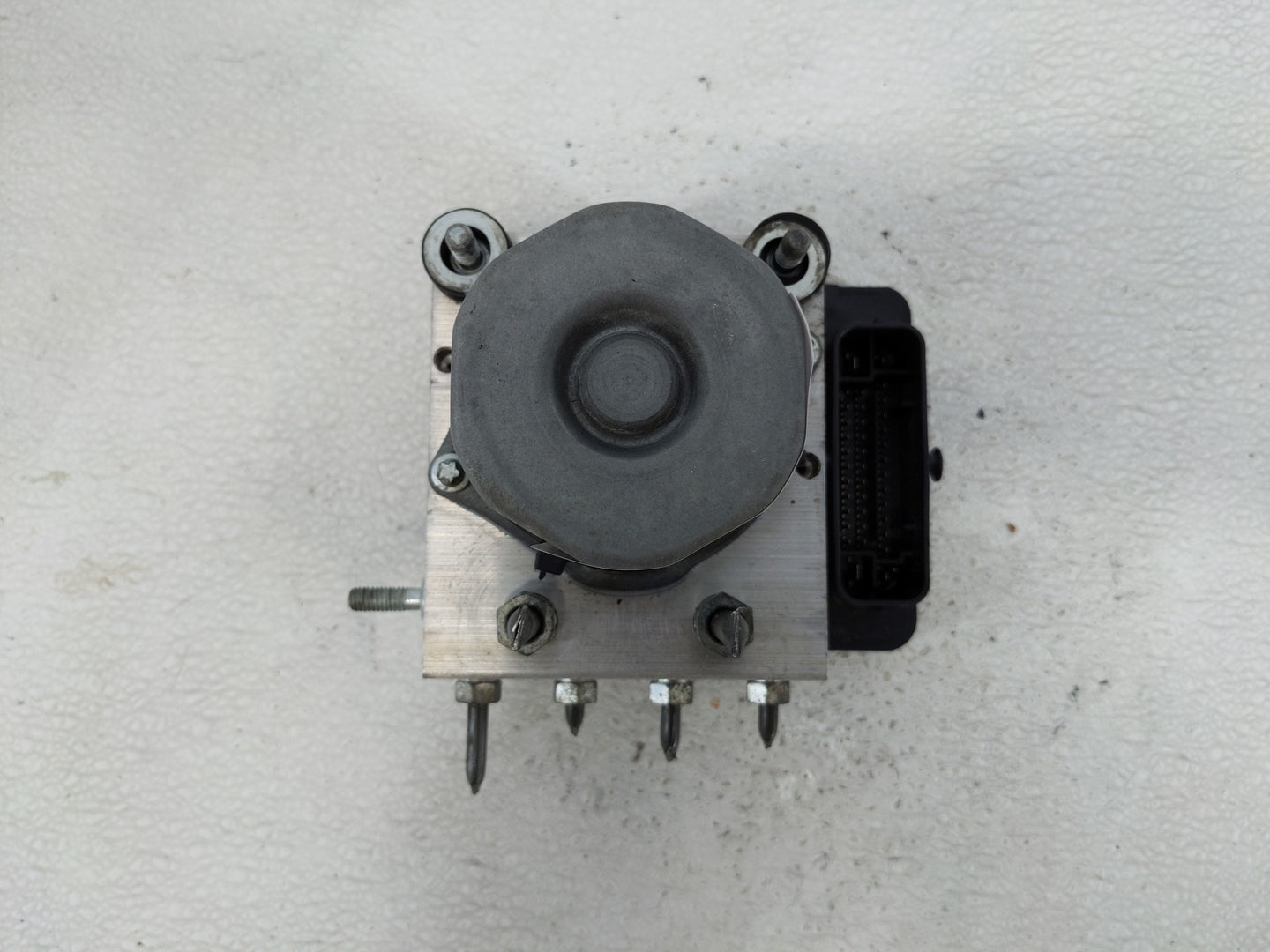 2013-2014 Toyota Camry ABS Pump Control Module Replacement P/N:44540-06080 Fits Fits 2013 2014 OEM Used Auto Parts - Oemused