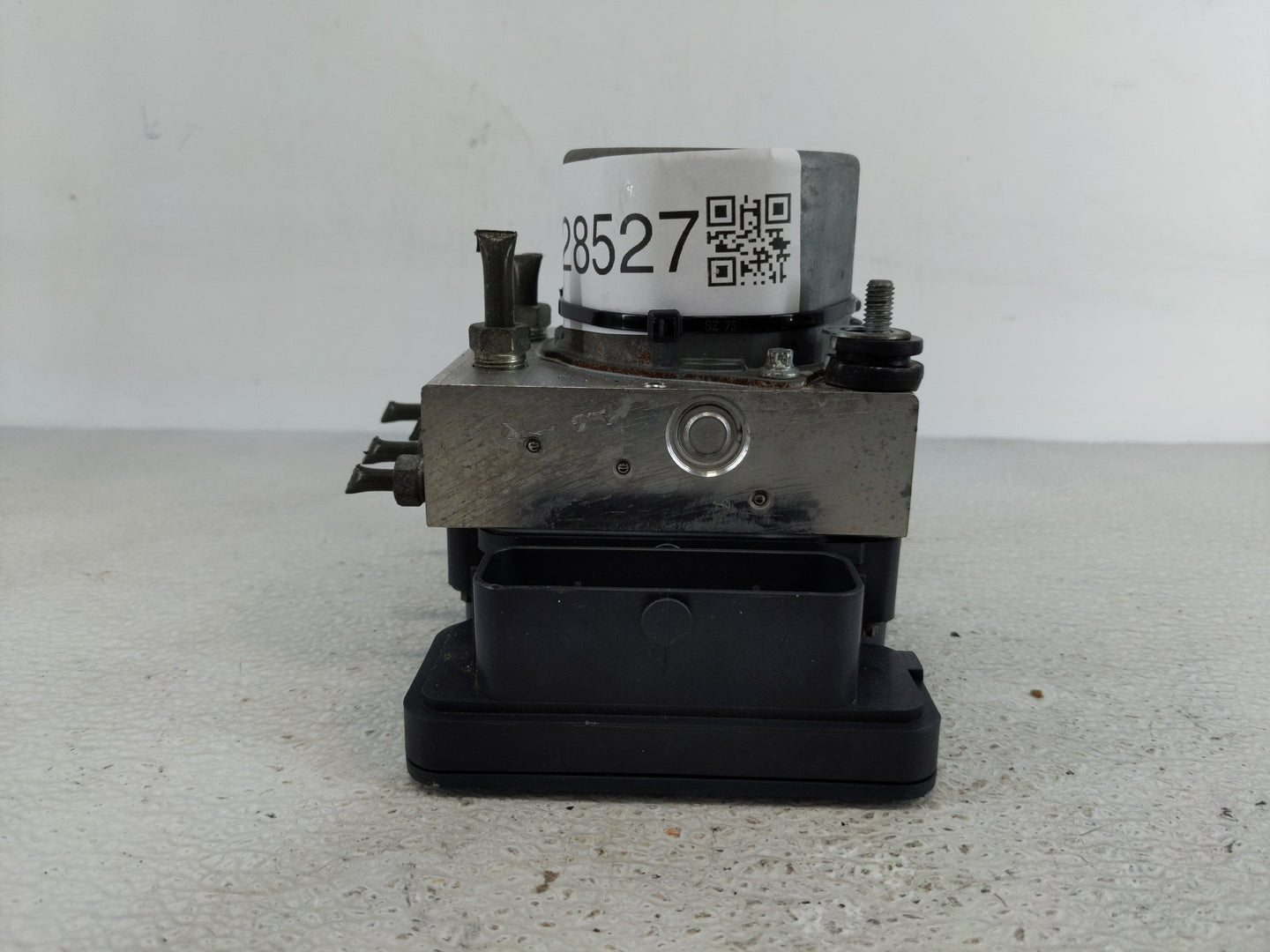 2013-2014 Toyota Camry ABS Pump Control Module Replacement P/N:44540-06080 Fits Fits 2013 2014 OEM Used Auto Parts - Oemused