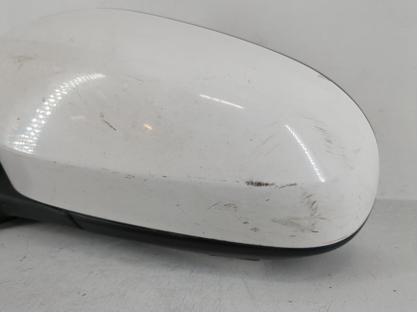 2012-2014 Toyota Camry Driver Side View Mirror - Left Door Mirror OEM Used - Oemusedautoparts1.com