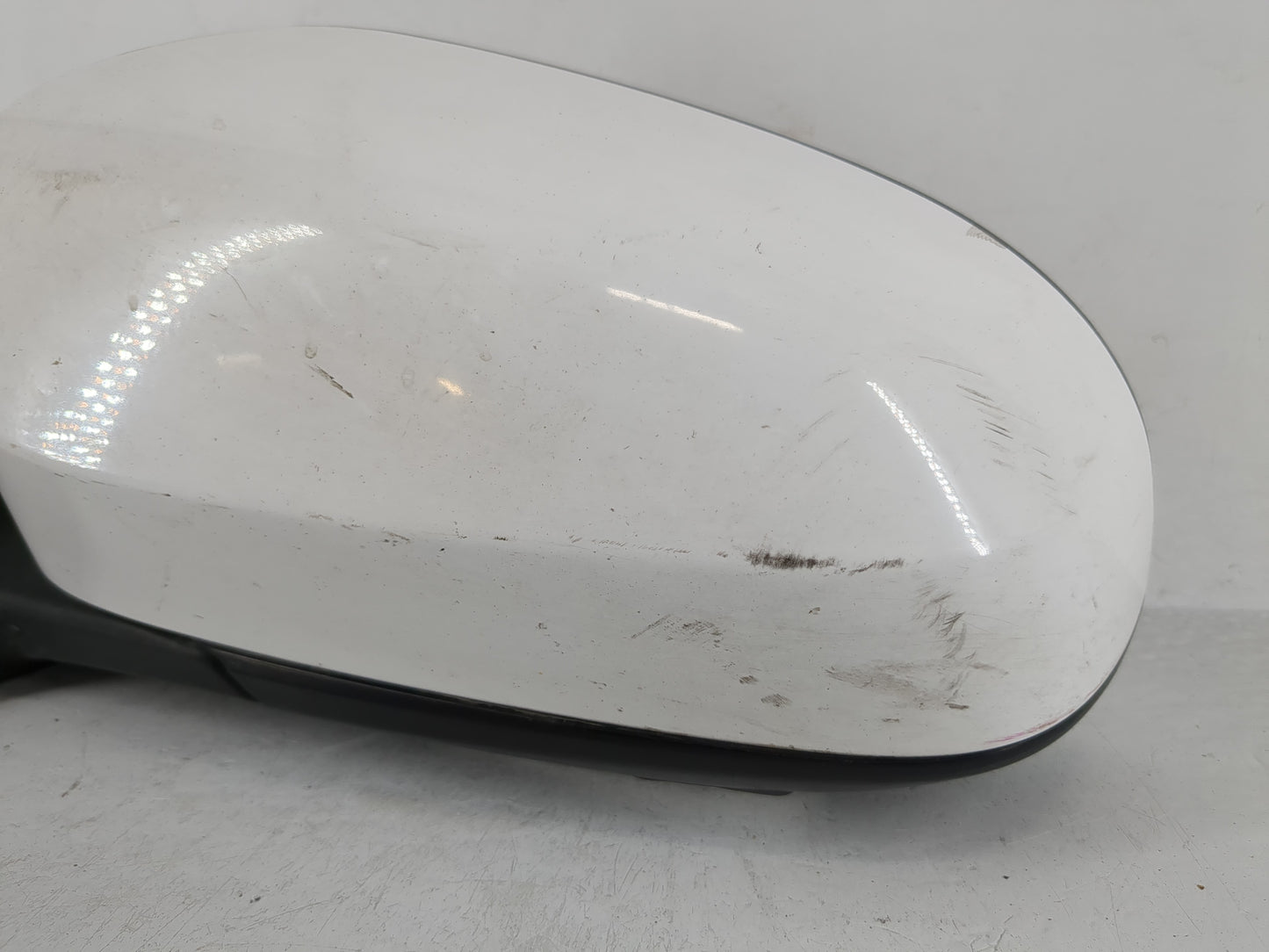 2012-2014 Toyota Camry Driver Side View Mirror - Left Door Mirror OEM Used - Oemusedautoparts1.com