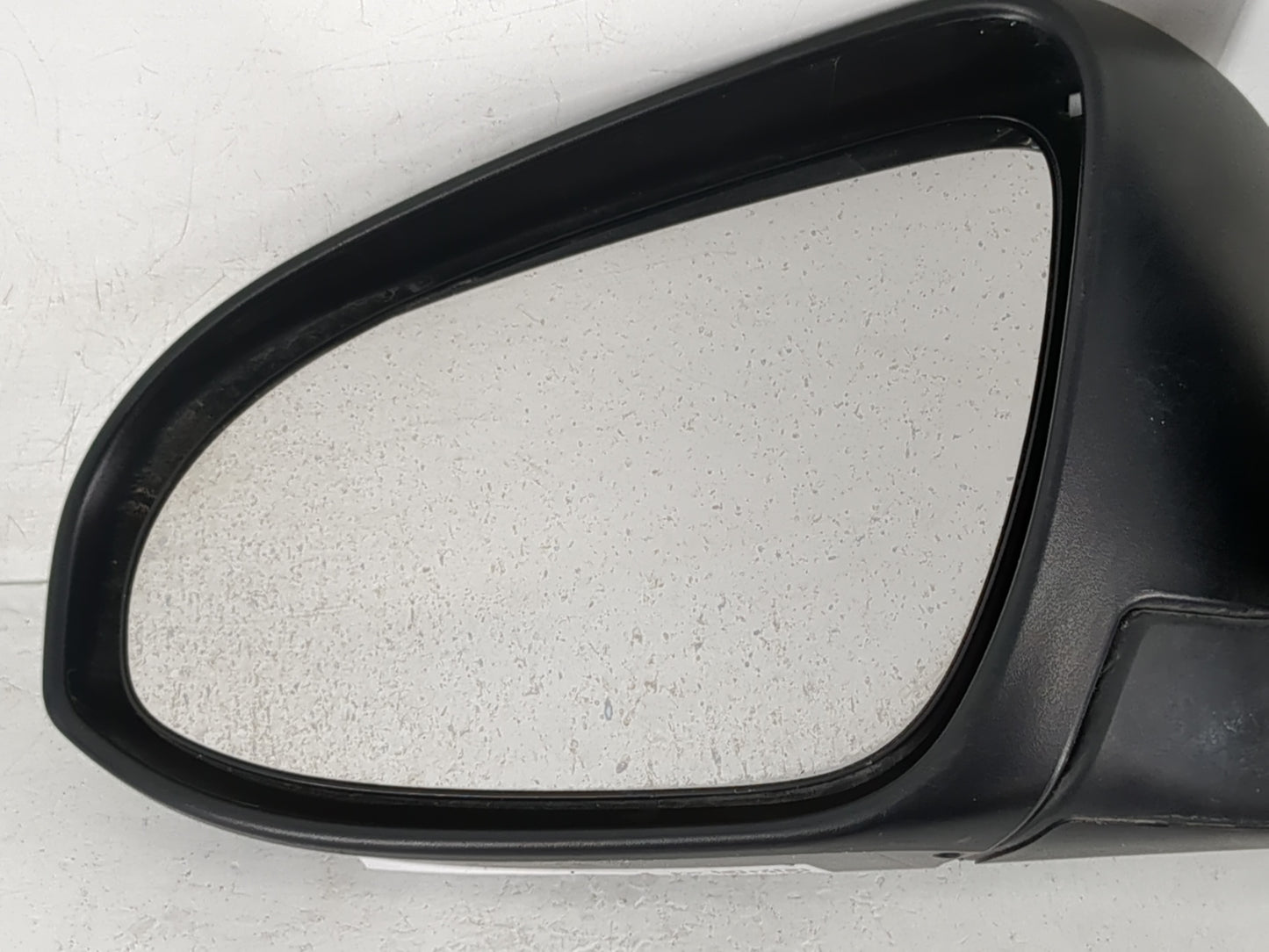 2012-2014 Toyota Camry Driver Side View Mirror - Left Door Mirror OEM Used - Oemusedautoparts1.com