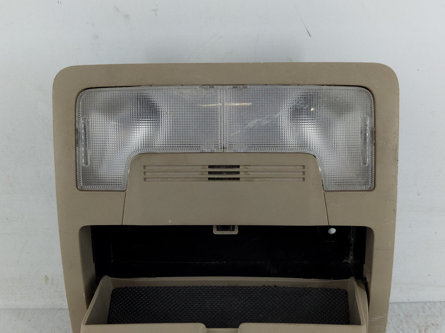 2014 Toyota Camry Overhead Roof Console - Oemusedautoparts1.com