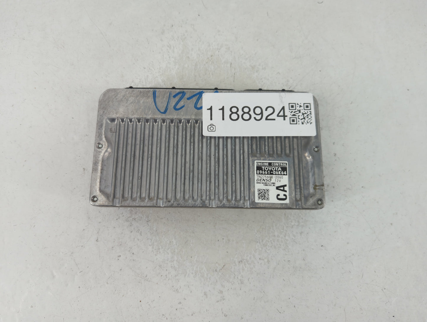 2012-2014 Toyota Camry PCM Engine Control Computer ECU ECM PCU OEM P/N:89661-06K64 Fits Fits 2012 2013 2014 OEM Used Auto Pa