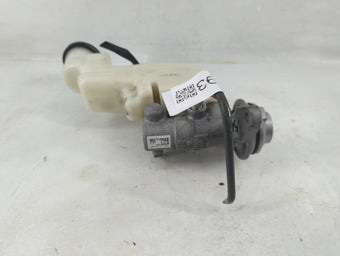 compare product Toyota Camry Brake Master Cylinder 1198893