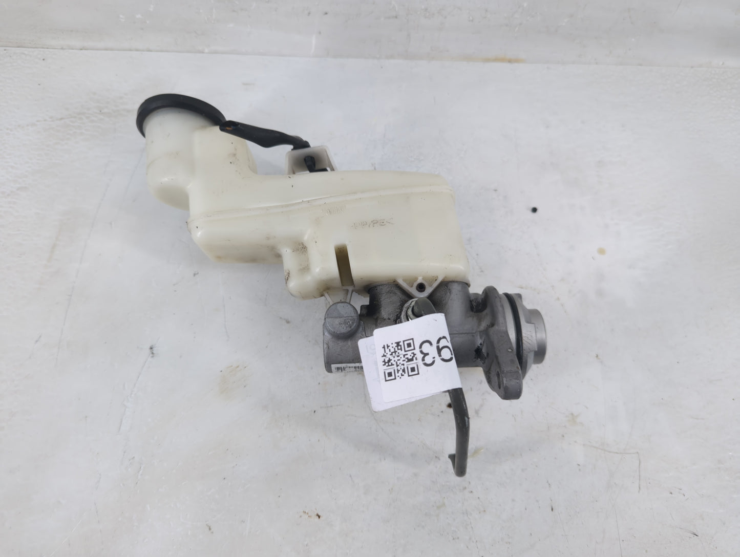 Toyota Camry Brake Master Cylinder - Oemusedautoparts1.com