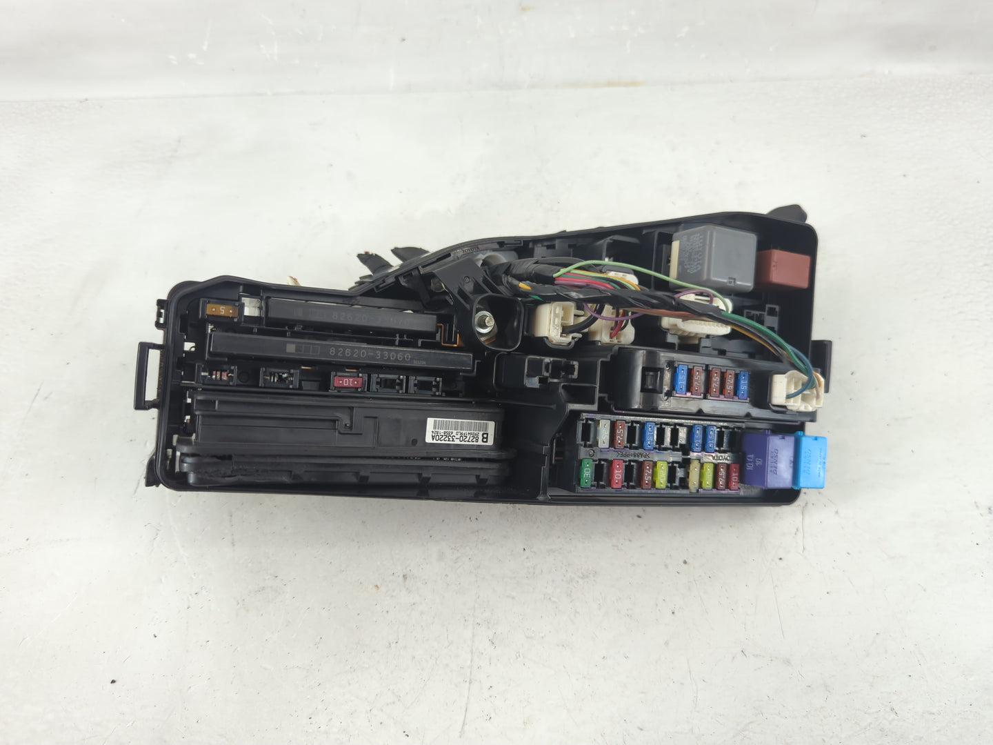 2012-2017 Toyota Camry Fusebox Fuse Box Panel Relay Module P/N:82720-33220A Fits Fits 2012 2013 2014 2015 2016 2017 OEM Used
