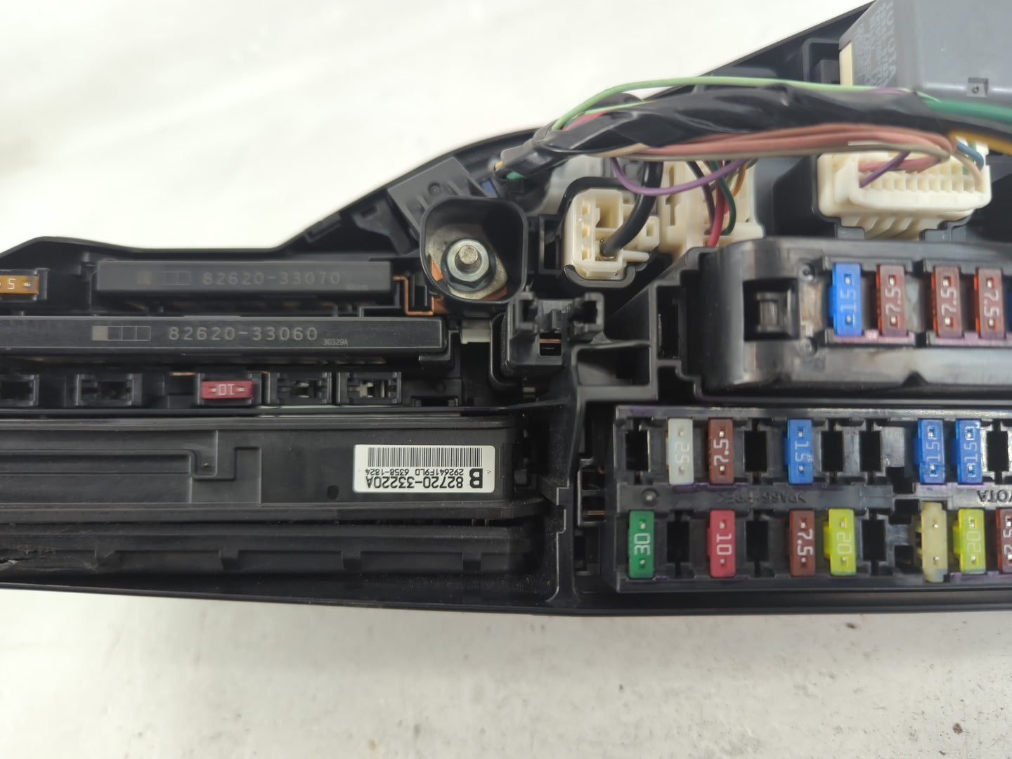 2012-2017 Toyota Camry Fusebox Fuse Box Panel Relay Module P/N:82720-33220A Fits Fits 2012 2013 2014 2015 2016 2017 OEM Used