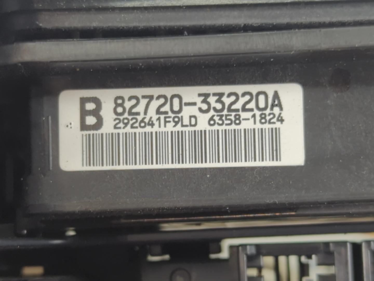 2012-2017 Toyota Camry Fusebox Fuse Box Panel Relay Module P/N:82720-33220A Fits Fits 2012 2013 2014 2015 2016 2017 OEM Used