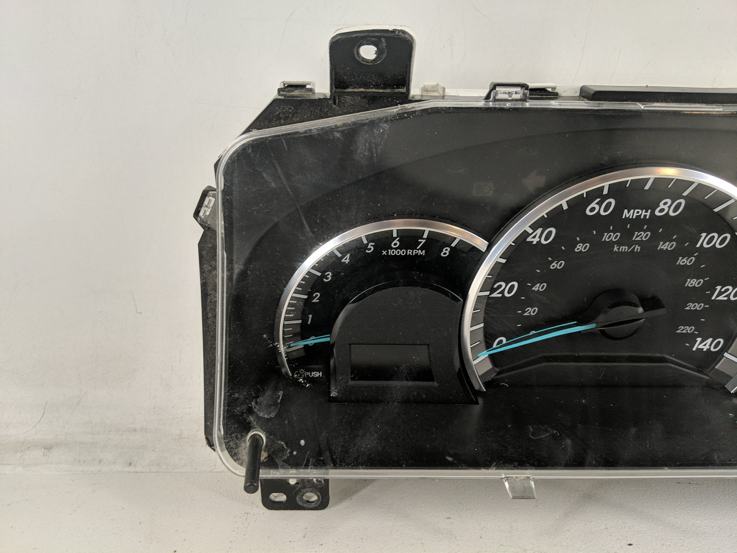 2013-2014 Toyota Camry Instrument Cluster Speedometer Gauges P/N:TN157560-3001 Fits Fits 2013 2014 OEM Used Auto Parts - Oem