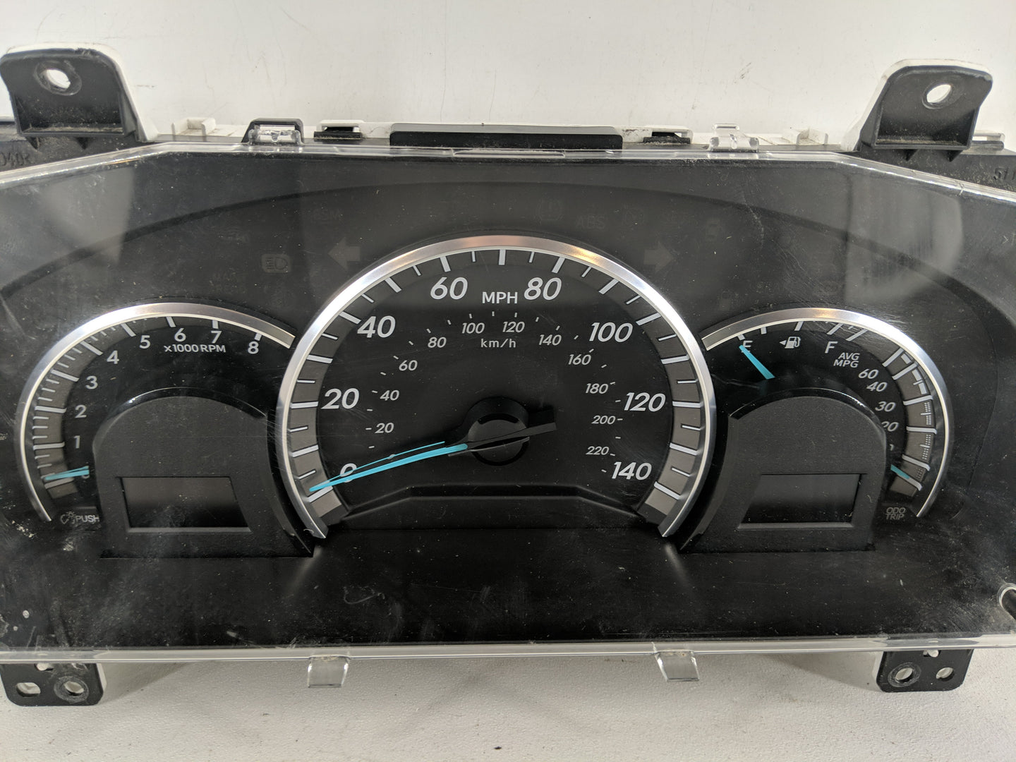 2013-2014 Toyota Camry Instrument Cluster Speedometer Gauges P/N:TN157560-3001 Fits Fits 2013 2014 OEM Used Auto Parts - Oem