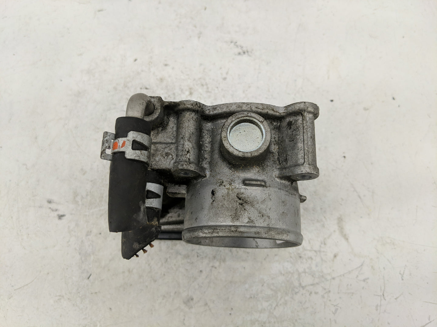 2012-2017 Toyota Camry Throttle Body P/N:22030-36620 Fits Fits 2012 2013 2014 2015 2016 2017 2018 2019 2020 2021 OEM Used Au