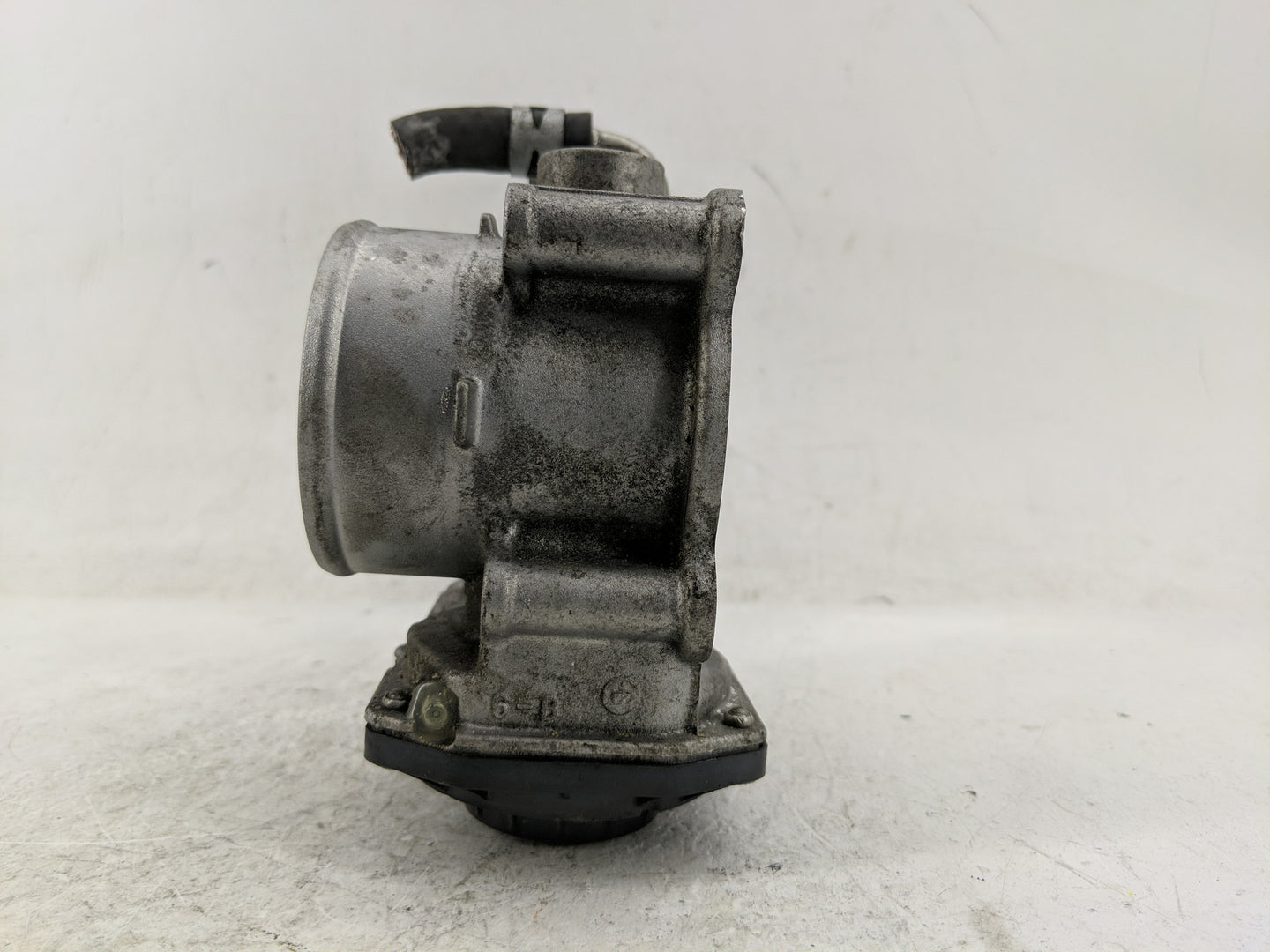 2012-2017 Toyota Camry Throttle Body P/N:22030-36620 Fits Fits 2012 2013 2014 2015 2016 2017 2018 2019 2020 2021 OEM Used Au