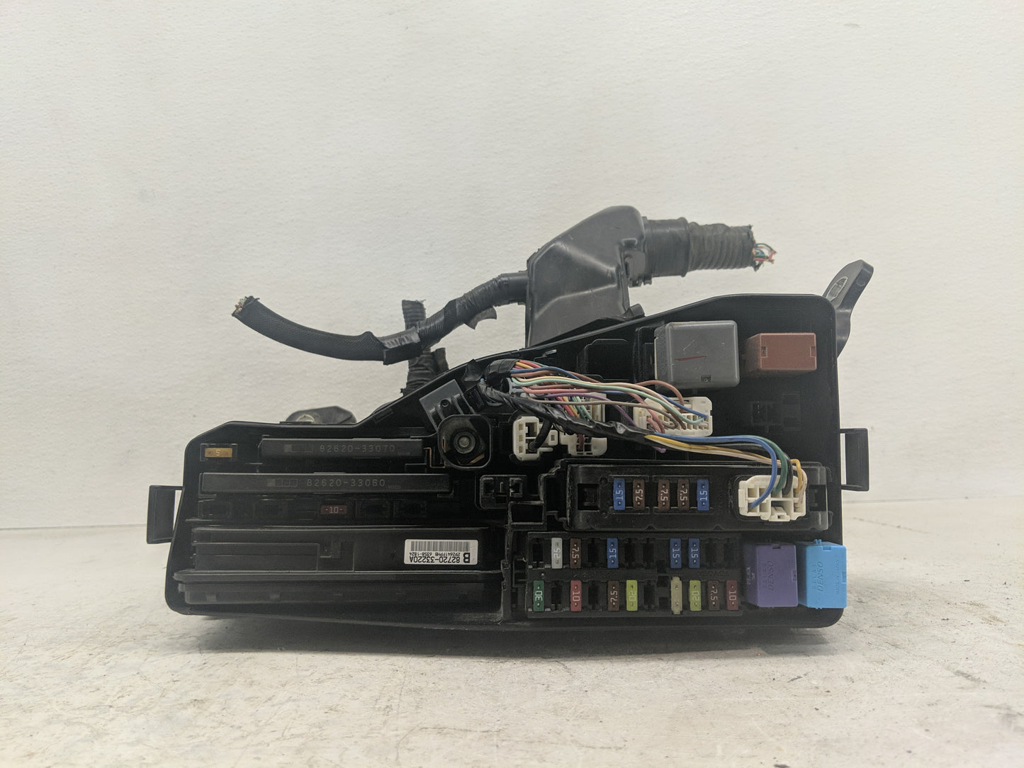 2012-2017 Toyota Camry Fusebox Fuse Box Panel Relay Module P/N:82720-33220A Fits Fits 2012 2013 2014 2015 2016 2017 OEM Used