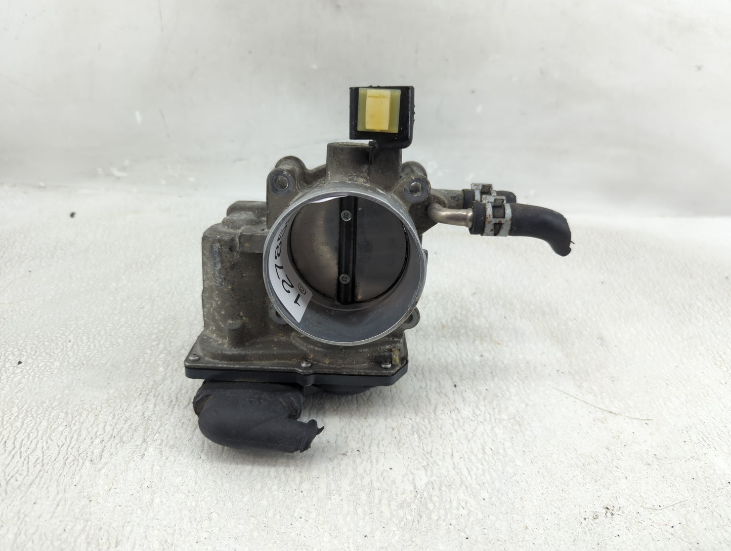 2010-2017 Toyota Camry Throttle Body P/N:22030-0V010 Fits Fits 2009 2010 2011 2012 2013 2014 2015 2016 2017 2018 2019 OEM Us