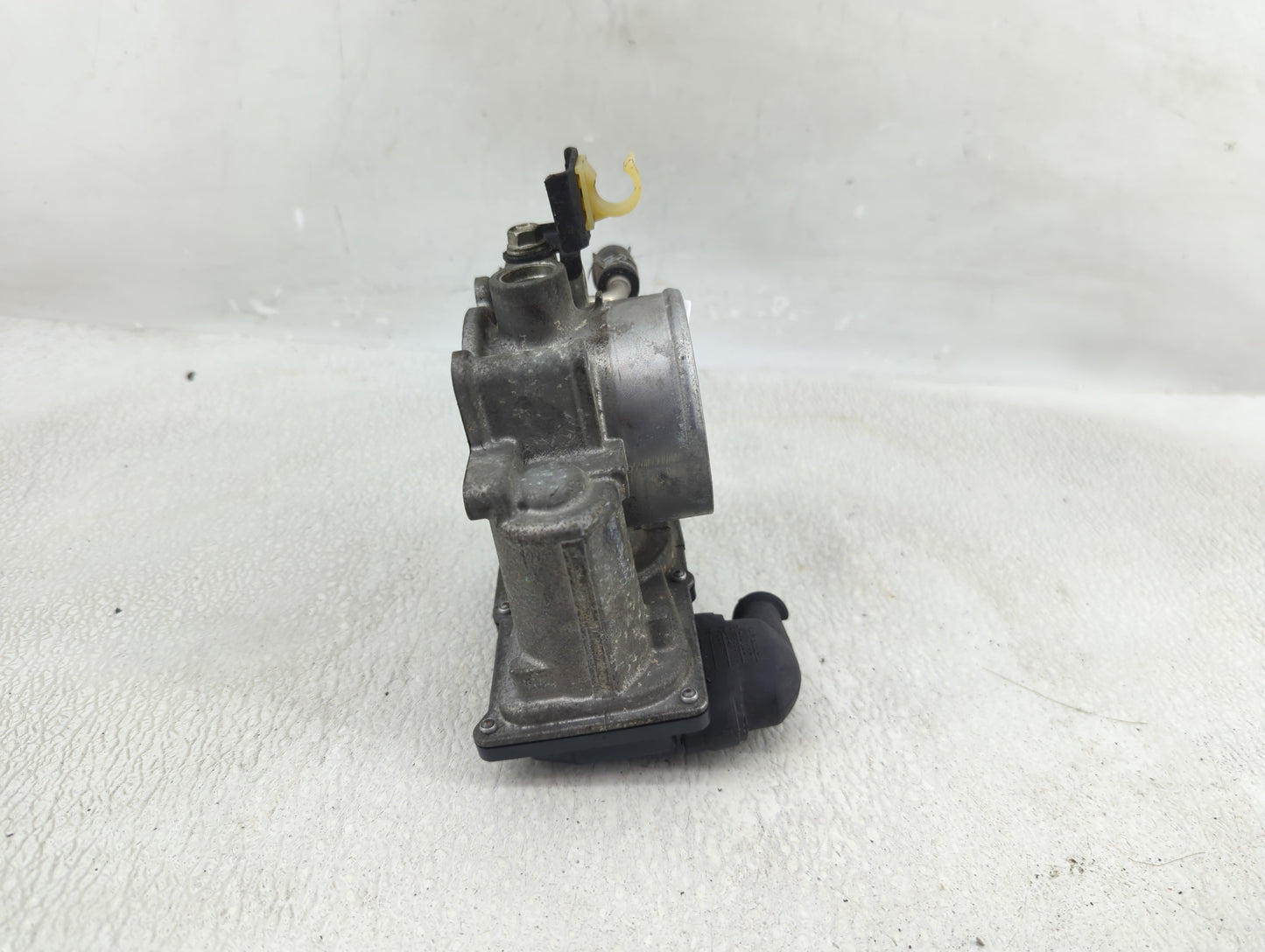 2010-2017 Toyota Camry Throttle Body P/N:22030-0V010 Fits Fits 2009 2010 2011 2012 2013 2014 2015 2016 2017 2018 2019 OEM Us