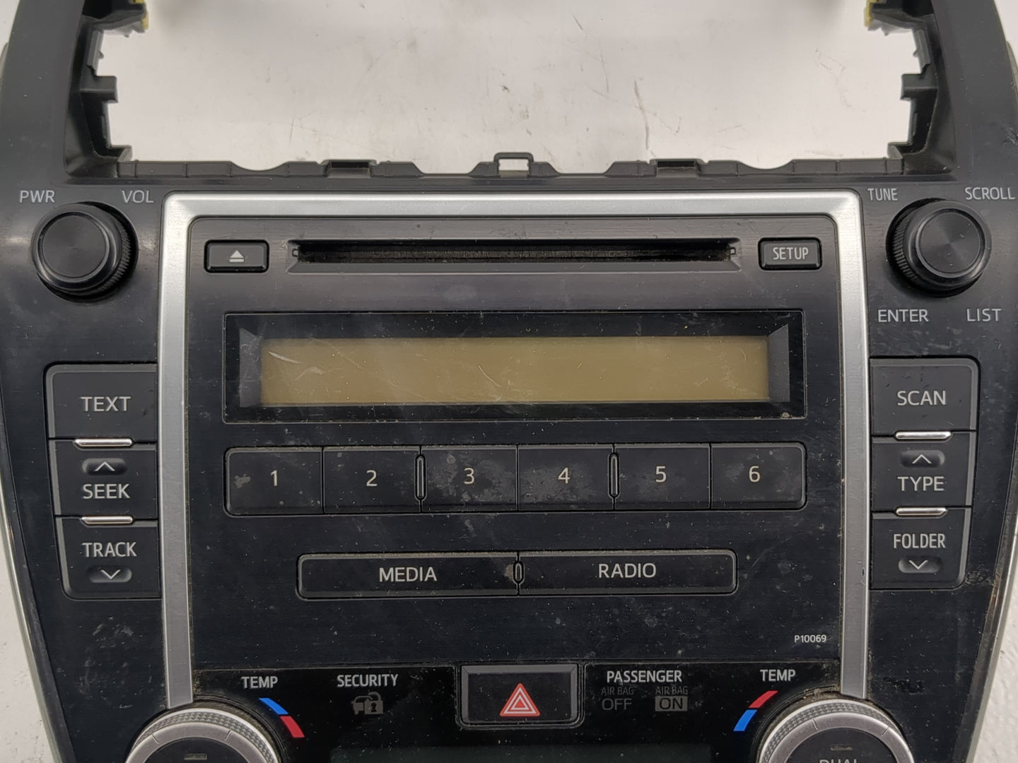 2014 Toyota Camry Radio AM FM Cd Player Receiver Replacement P/N:86120-06340 Fits OEM Used Auto Parts - Oemusedautoparts1.co