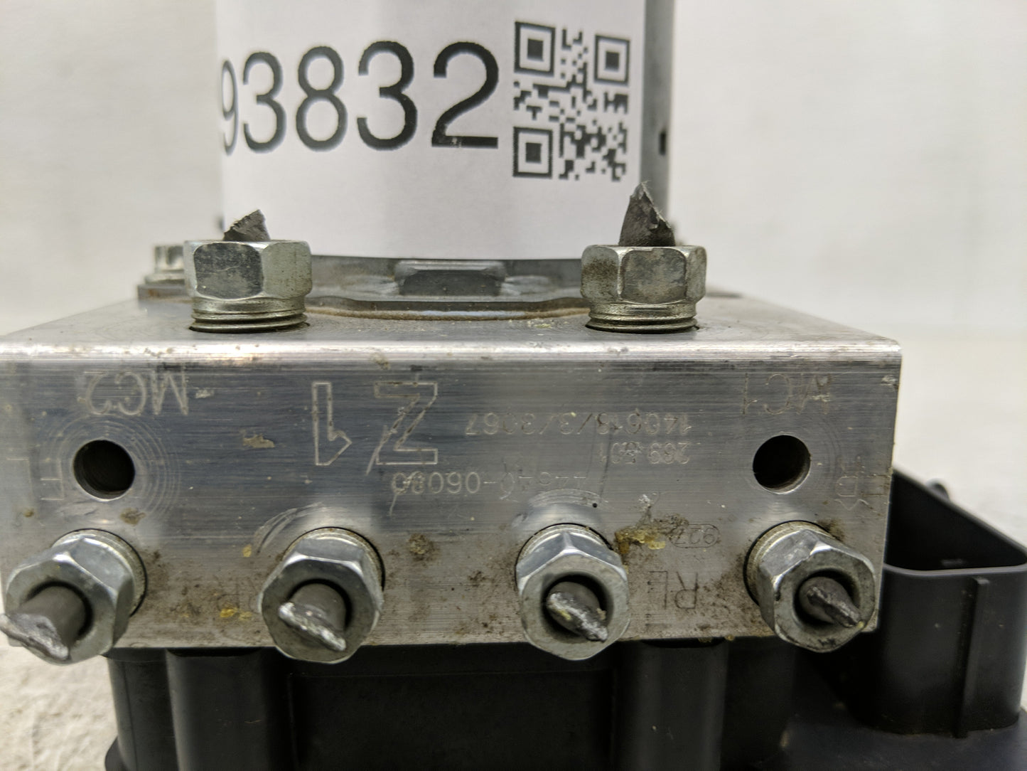 2013-2014 Toyota Camry ABS Pump Control Module Replacement P/N:2265106455 0265956014 Fits Fits 2013 2014 OEM Used Auto Parts