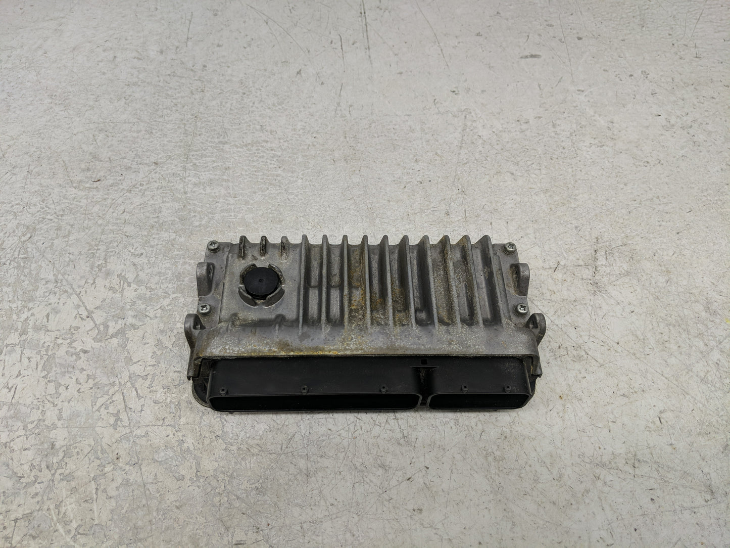 2014 Toyota Camry PCM Engine Control Computer ECU ECM PCU OEM P/N:89661-06K74 Fits OEM Used Auto Parts - Oemusedautoparts1.c